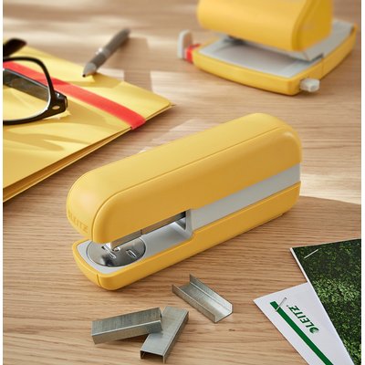 Agrafeuse Leitz Cosy 30 feuilles 24/6 jaune