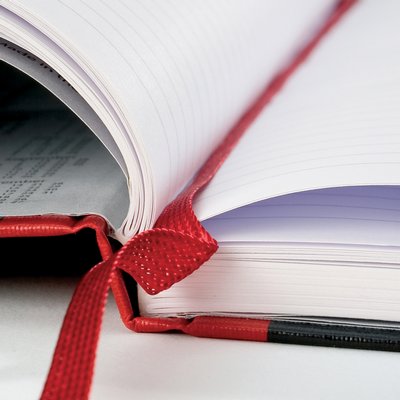 Cahier de notes Oxford Black n'Red A4 96 feuilles uni