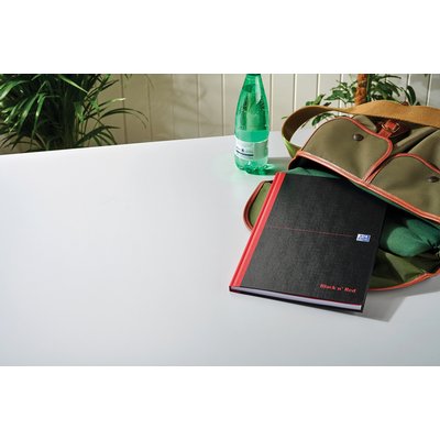 Cahier de notes Oxford Black n'Red A4 96 feuilles uni