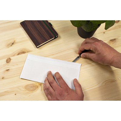 Ouvre-lettres Westcott métal manche plastique noir