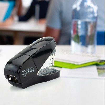 Agrafeuse Rapesco Germ-Savvy Less Effort Eco Antibactérien noir
