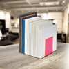 Boekensteun MAUL 10x10x13cm acryl set 2 neon rood transparant foto