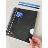 Bloc de cours Oxford A5+ ligné 17 perf 160 pages 80g noir Photo