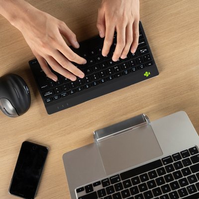 Clavier ergonomique compact R-Go Break sans fil QWERTY noir