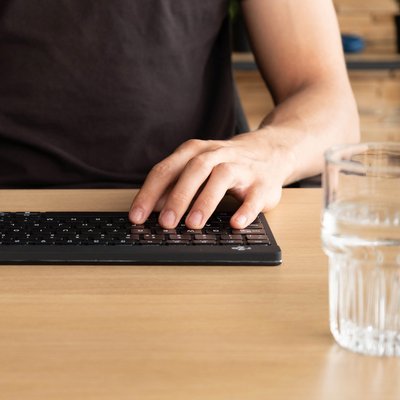 Clavier ergonomique compact R-Go Break sans fil QWERTY noir