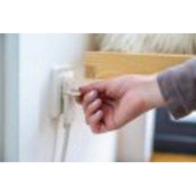 Verlengsnoer Brennenstuhl met platte stekker H05VV-F3G1.5 5 meter wit
