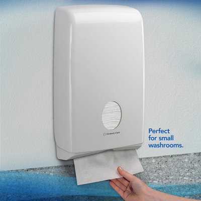 Handdoek Scott Slimfold m-vouw 1-laags 190x300mm 16x110 vel wit 5856