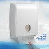 Handdoek Scott Control i-vouw 1-laags 200x210mm 15x304 vel wit 6689 foto
