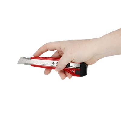 Snijmes Westcott premium 18mm met schuifsluiting rood